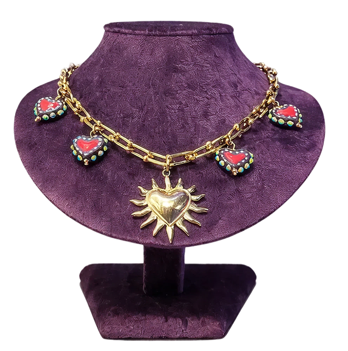 maniquí con collar