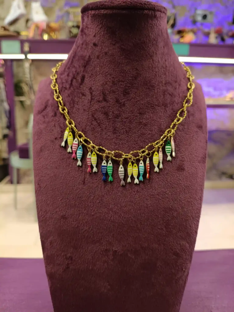collar